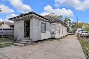 5140 Pease St, Houston, TX 77023 - Photo 3