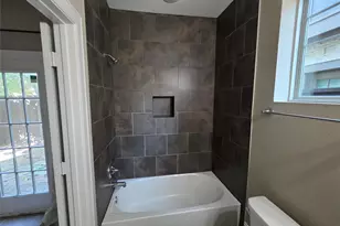 4315 Schuler St, Houston, TX 77007 - Photo 5