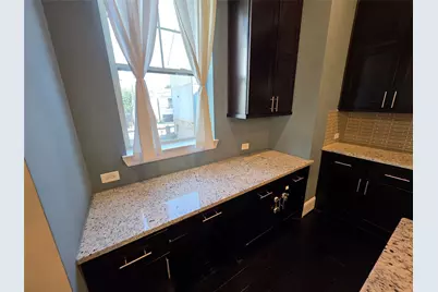 4315 Schuler Street, Houston, TX 77007 - Photo 9