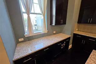 4315 Schuler St, Houston, TX 77007 - Photo 9