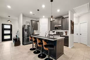 7067 Silverleaf Oak St, Conroe, TX 77304 - Photo 5
