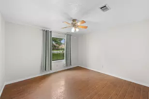 3803 Old Oaks Dr, Bryan, TX 77802 - Photo 25