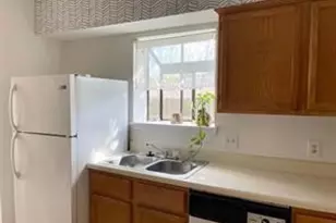 1103 Dulles Ave, Stafford, TX 77477 - Photo 7