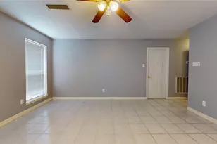 13726 Sablesprings Ln, Houston, TX 77014 - Photo 23