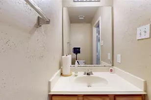 13726 Sablesprings Ln, Houston, TX 77014 - Photo 25
