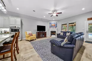 280 Dawn Brook Ln, Conroe, TX 77384 - Photo 13