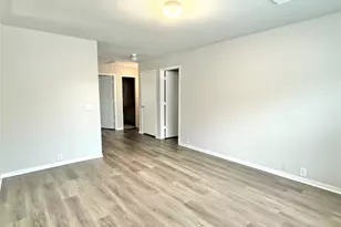 10214 E Summit Canyon Dr, Houston, TX 77095 - Photo 17