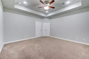 210 Elianne Lace Ct, Conroe, TX 77318 - Photo 7