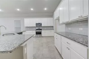 210 Elianne Lace Ct, Conroe, TX 77318 - Photo 37