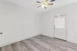 7225 Kassarine Pass, Houston, TX 77033 - Photo 7