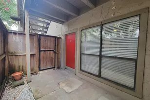 5711 Sugar Hill Dr, Houston, TX 77057 - Photo 5