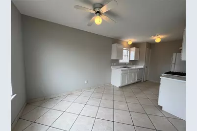 8811 Baskove Drive, Houston, TX 77088 - Photo 7
