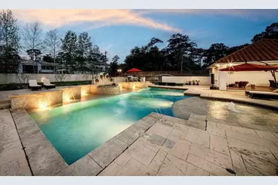 9105 Memorial Drive, Houston, TX 77024 - Photo 35