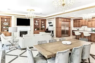 9105 Memorial Dr, Houston, TX 77024 - Photo 21
