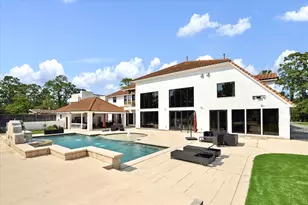 9105 Memorial Dr, Houston, TX 77024 - Photo 23