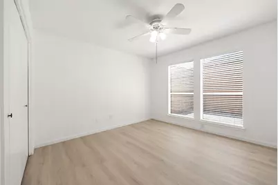 13206 Sharpbill Drive, Houston, TX 77083 - Photo 25