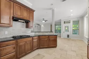 31 Tarrytown Way, Conroe, TX 77384 - Photo 15