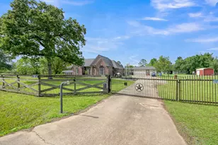 251 Petty Rd, Waller, TX 77484 - Photo 3