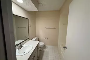 14309 Misty Meadow Ln, Houston, TX 77079 - Photo 15