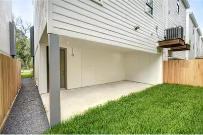 4535 Creekmont Drive, Houston, TX 77091 - Photo 19