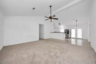 1610 7th St, Hempstead, TX 77445 - Photo 5