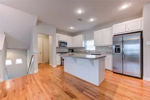 11603 Main Cedar Dr, Houston, TX 77025 - Photo 9