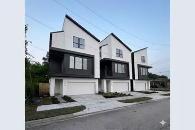 2111 Jensen Drive, Houston, TX 77026 - Photo 13
