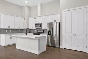 404 Drennan St, Houston, TX 77003 - Photo 9