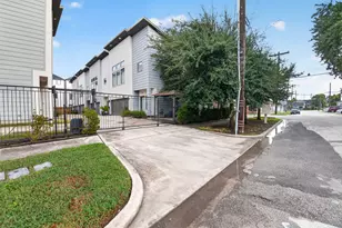 404 Drennan St, Houston, TX 77003 - Photo 37