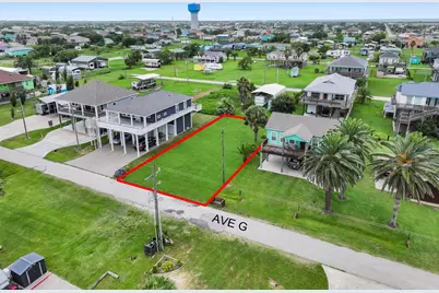 1987 Avenue F, Crystal Beach, TX 77650 - Photo 1