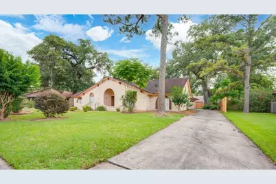 204 Nasturtium Street, Lake Jackson, TX 77566 - Photo 5