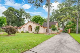 204 Nasturtium St, Lake Jackson, TX 77566 - Photo 5