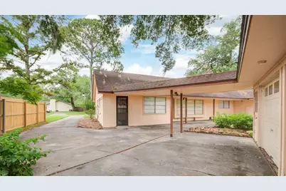 204 Nasturtium Street, Lake Jackson, TX 77566 - Photo 35