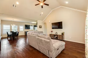 4 Lobo, Angleton, TX 77515 - Photo 5