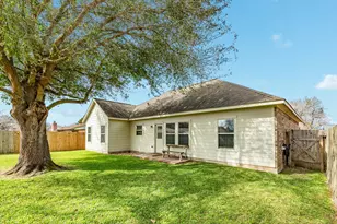 4 Lobo, Angleton, TX 77515 - Photo 21