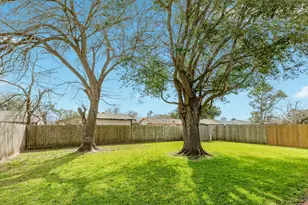 4 Lobo, Angleton, TX 77515 - Photo 23