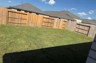 2527 Night Emerald Dr, Rosharon, TX 77583 - Photo 7