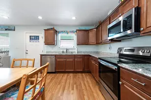 3511 County Road 202, Sargent, TX 77414 - Photo 13