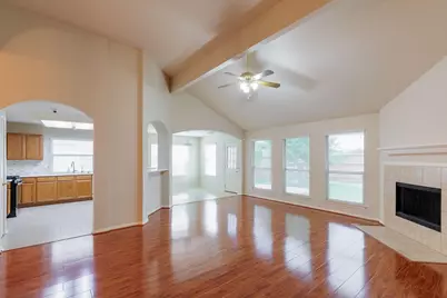 8143 Solara Bend, Houston, TX 77083 - Photo 5