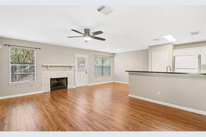 6 Verbena Bend Place, The Woodlands, TX 77382 - Photo 7