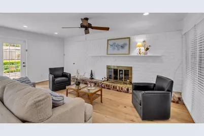 10127 Hazelhurst Drive, Houston, TX 77043 - Photo 31