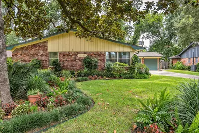 10127 Hazelhurst Drive, Houston, TX 77043 - Photo 35