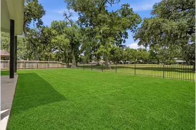 236 Woodhaven Drive, West Columbia, TX 77486 - Photo 25