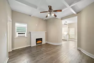 4618 McKinney St, Houston, TX 77023 - Photo 3