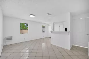 6910 Bintliff Blvd, Houston, TX 77074 - Photo 7