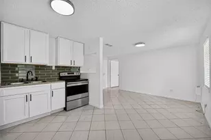 6910 Bintliff Blvd, Houston, TX 77074 - Photo 5