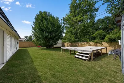 6910 Bintliff Boulevard #B, Houston, TX 77074 - Photo 21