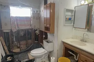 255 McFarland Rd, Houston, TX 77060 - Photo 11