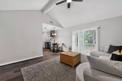 3318 Ripplebrook Drive, Houston, TX 77045 - Photo 9