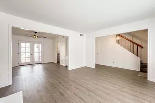 1219 Saxony Ln, Houston, TX 77058 - Photo 3